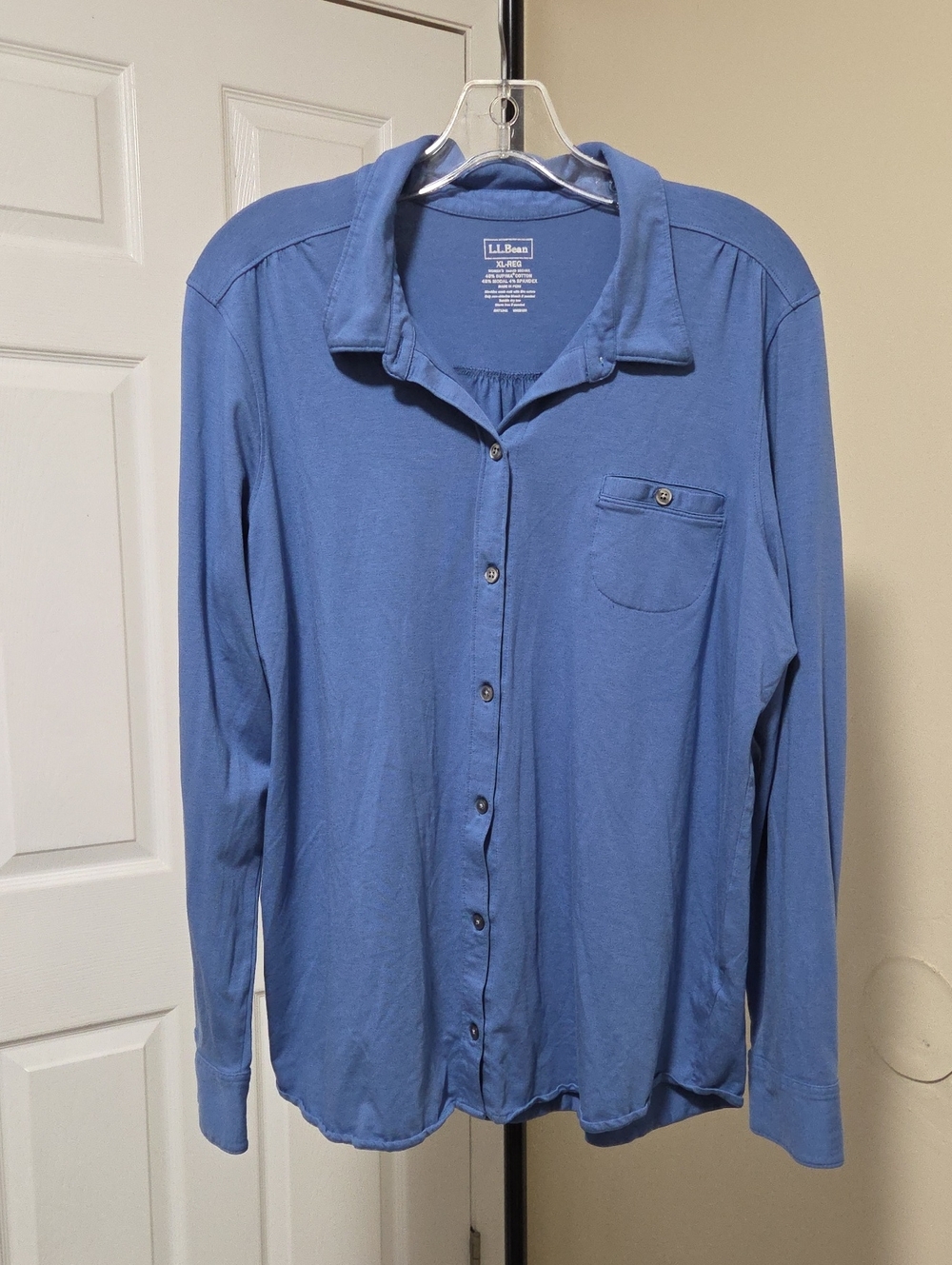 L.L. Bean  Long-Sleeve Button-Down Shirt in Blue